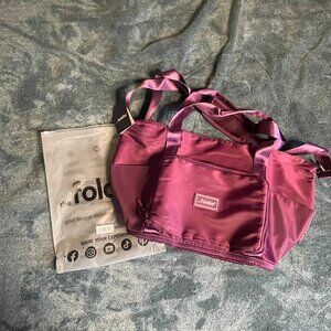 NWT Foldie Travel Bag Purple Fuchsia with dust cover